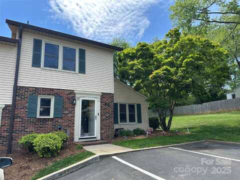 1330 5th Street NE, Hickory, NC 28601