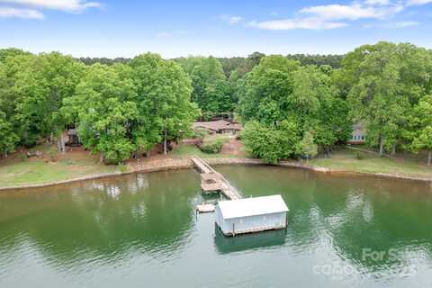 4798 Lynwood Road, Sherrills Ford, NC 28673