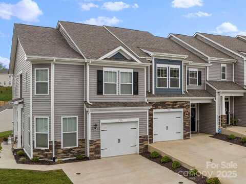 558 Big Sur Loop, Asheville, NC 28806