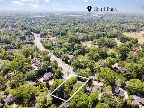 2861 Sharon Road, Charlotte, NC 28211