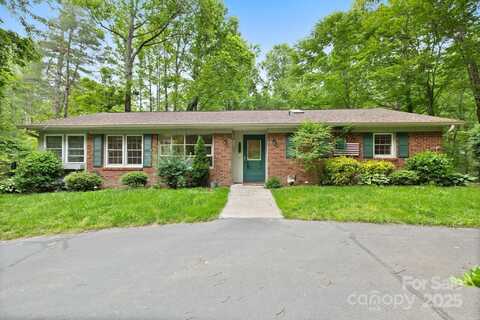 171 Surry Lane, Hendersonville, NC 28791