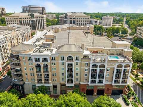 4620 Piedmont Row Drive, Charlotte, NC 28210