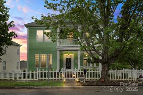 136 Water Oak Drive, Mooresville, NC 28117