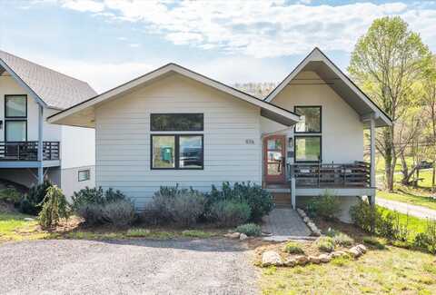 976 Riceville Road, Asheville, NC 28805