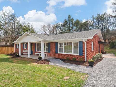 90 Broad Street, Waynesville, NC 28786