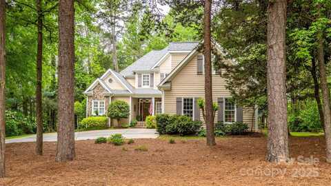 19729 Callaway Hills Lane, Davidson, NC 28036