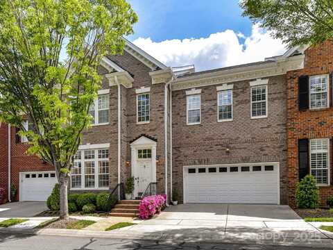 6133 Wakehurst Road, Charlotte, NC 28226