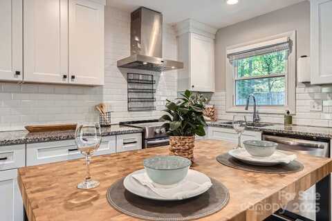 1702 Herrin Avenue, Charlotte, NC 28205