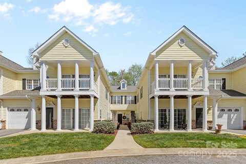 1386 21st Avenue NE, Hickory, NC 28601