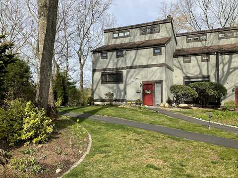22 Harbour Village, Branford, CT 06405