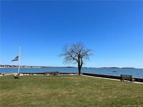 17 7th Avenue, Branford, CT 06405
