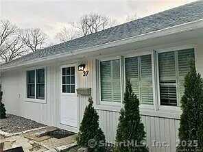 37 Tarinelli Circle, Bridgeport, CT 06606