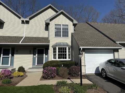 63 Dartmoor, Enfield, CT 06082