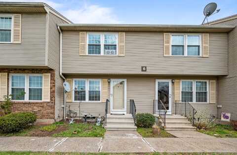 6 Countryside Lane, Middletown, CT 06457