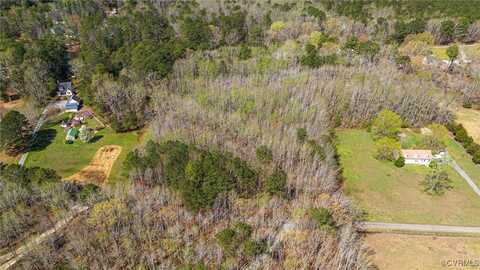 17 Pine Reach Drive, Kilmarnock, VA 22482