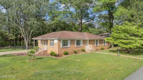 2705 Vine Street, Humboldt, TN 38343
