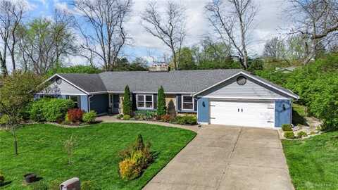 6045 Ironside Drive, Centerville, OH 45459