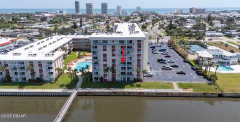 2711 N Halifax Avenue, Daytona Beach, FL 32118