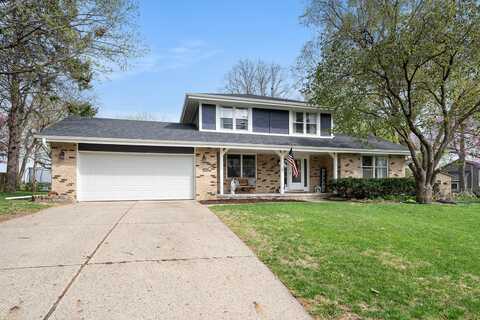 1035 Clared Circle, West Des Moines, IA 50266