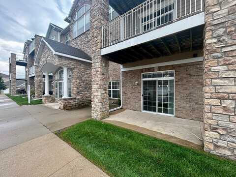 8350 EP True Parkway unit: 1103, West Des Moines, IA 50266