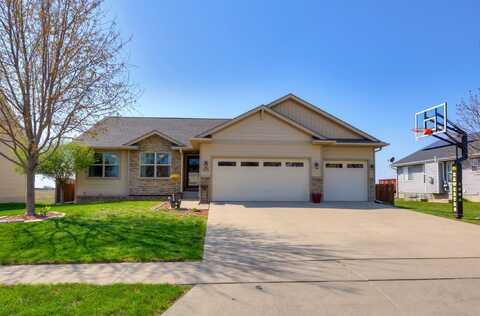 608 28th Street SE, Altoona, IA 50009