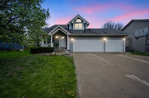 1410 Alderwood Drive, Altoona, IA 50009