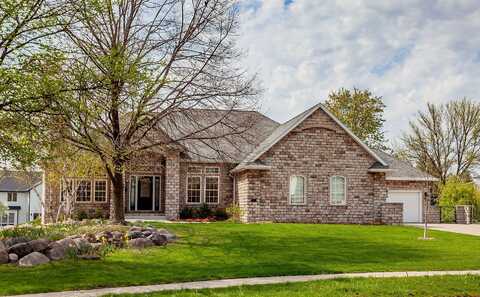 12917 Timberline Drive, Urbandale, IA 50323