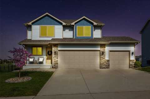 655 NE Badger Lane, Waukee, IA 50263
