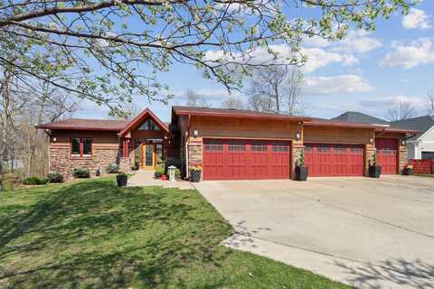 1201 Oakwood Drive, Polk City, IA 50226