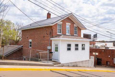 120 Montgomery, East Dubuque, IL 61025