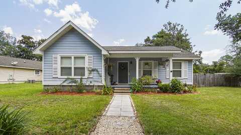 165 Palmetto Avenue, Freeport, FL 32439