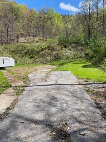1625 Allegheny Road, Hellier, KY 41534