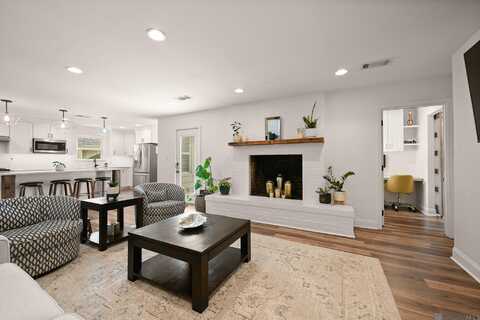 2448 Dogwood Ave, Baton Rouge, LA 70808
