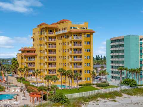 701 N Atlantic Avenue 202, New Smyrna Beach, FL 32169