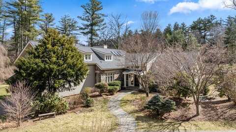 423 Concord Road, Weston, MA 02493