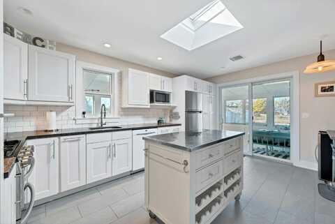 3445 Wickham Avenue, Mattituck, NY 11952