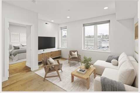 50 Hichborn St 204, Boston, MA 02135