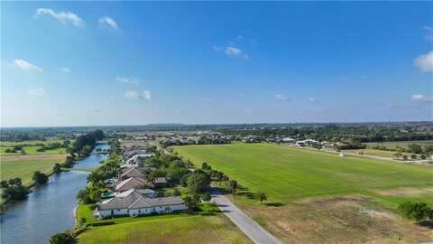 7625 Polo Grounds Lane N, Vero Beach, FL 32966