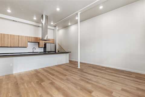 59 E Park Street, Butte, MT 59701