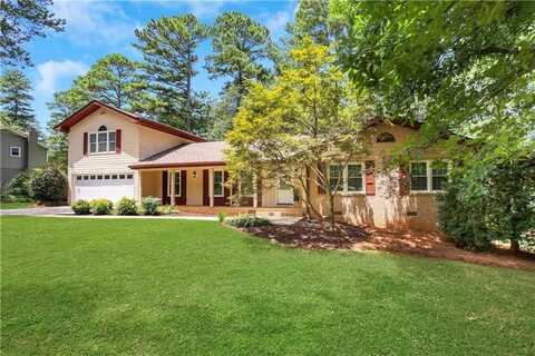 2542 MACLAREN Circle, Dunwoody, GA 30360