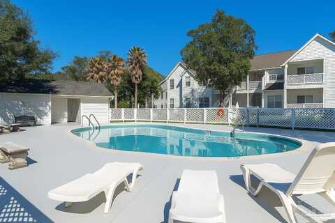 601 E Burgess Rd C8, Pensacola, FL 32504