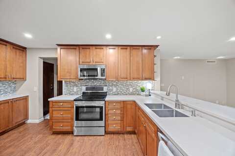 9700 Portland Avenue S 226, Bloomington, MN 55420