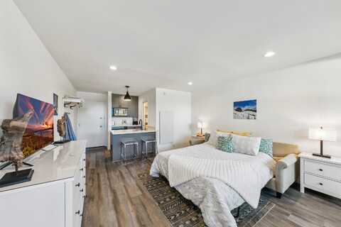 11589 Snowpeak Way #59-114, Truckee, CA 96161