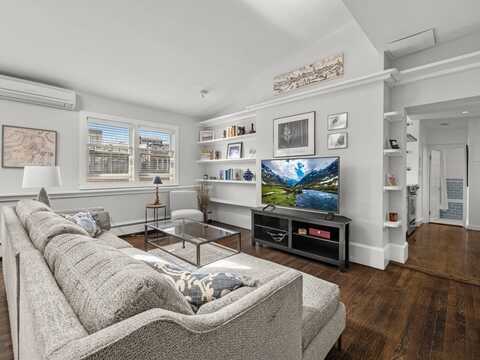 82-84 Waltham 10, Boston, MA 02118