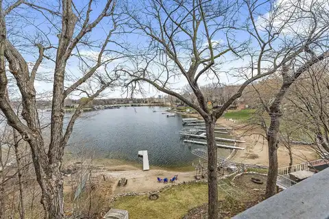 16164 Lakeside Avenue SE, Prior Lake, MN 55372