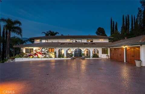 420 Inverness Drive, La Canada Flintridge, CA 91011