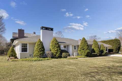 45 James St, Southampton, NY 11968