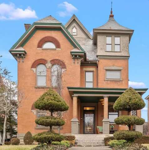 130 Buttles Avenue, Columbus, OH 43215