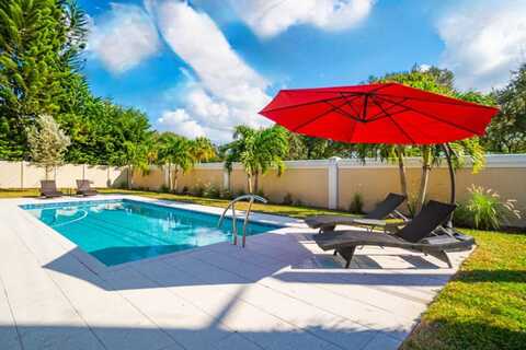 12898 Buckland Street, Wellington, FL 33414