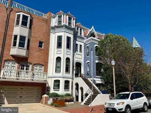 2107 O St NW, Washington, DC 20037